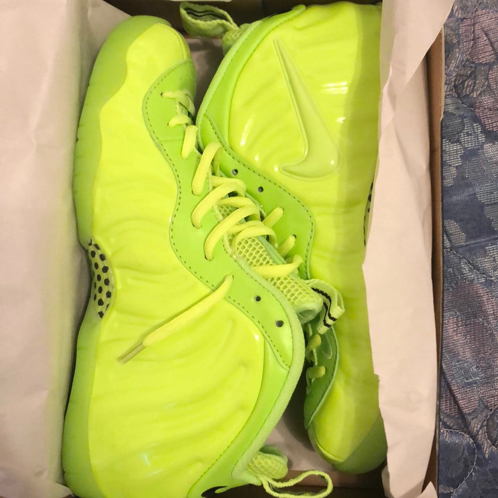 Foamposite Volts